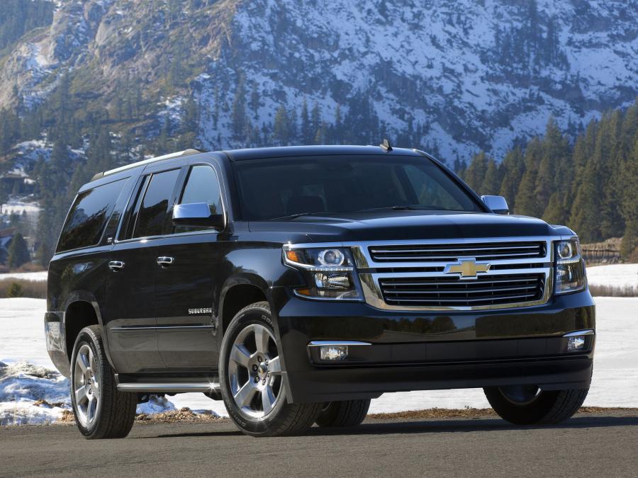  Chevrolet Suburban 2015 года  (фото 9 из 15)